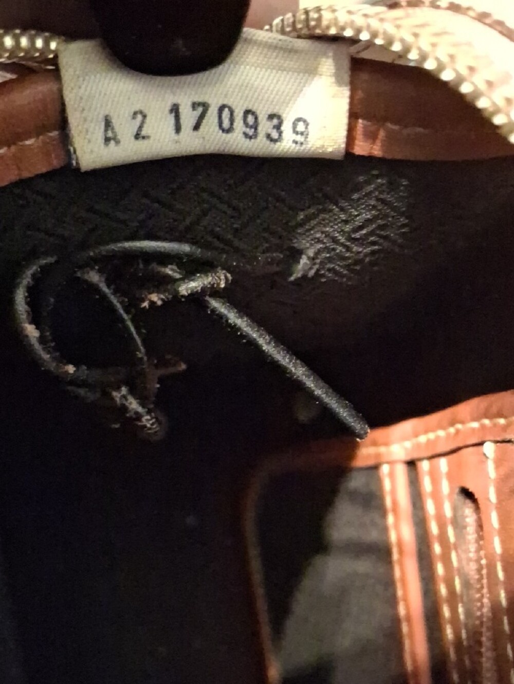 Exceptional Vintage AWL  Dooney & Bourke  Leather Satchel / Shoulder Bag ( GEM ) - Picture 12 of 15